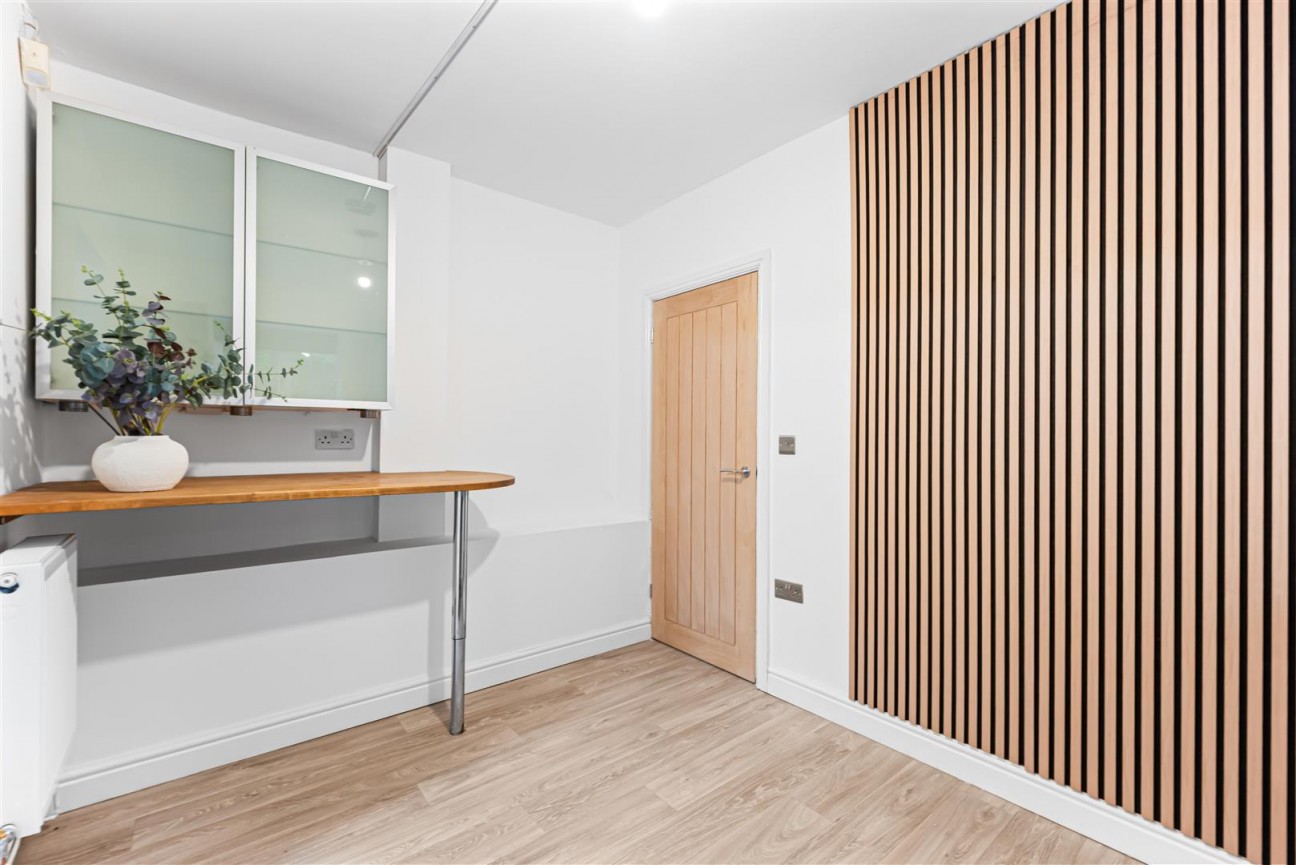 De La Beche Road, Sketty