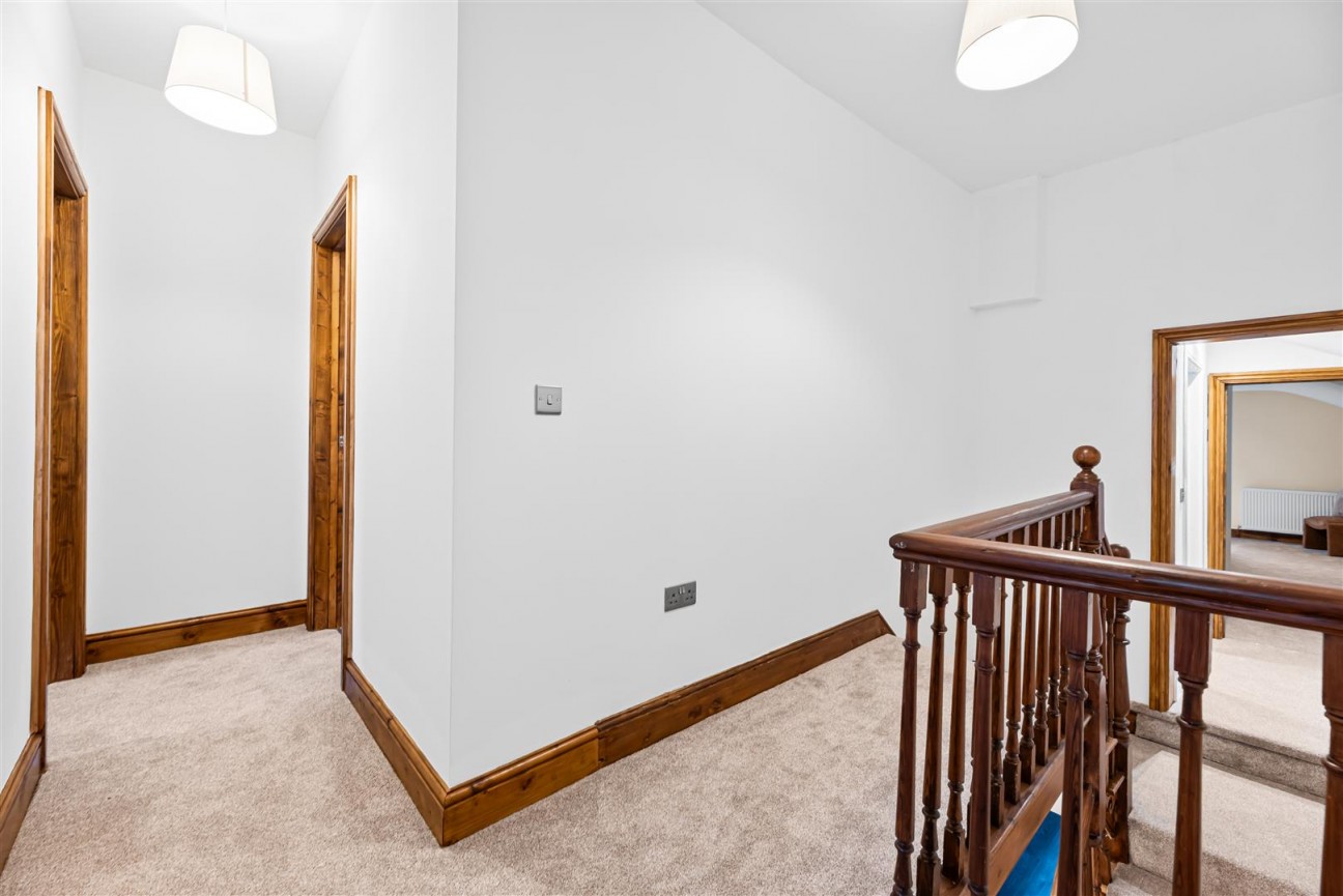 De La Beche Road, Sketty