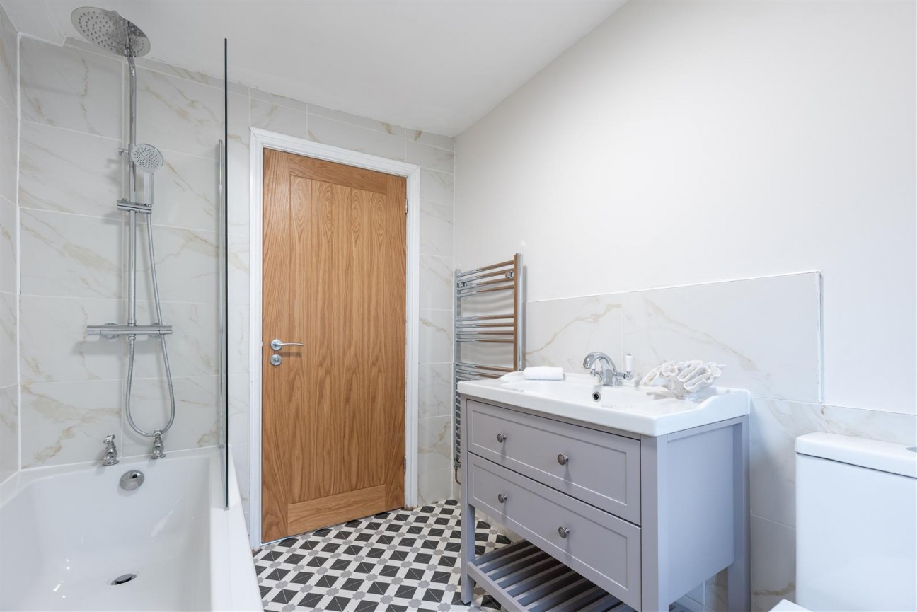 De La Beche Road, Sketty