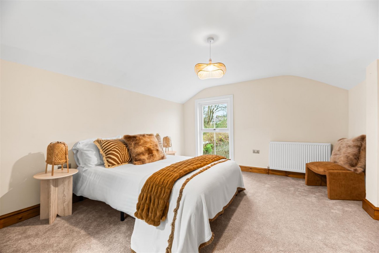 De La Beche Road, Sketty