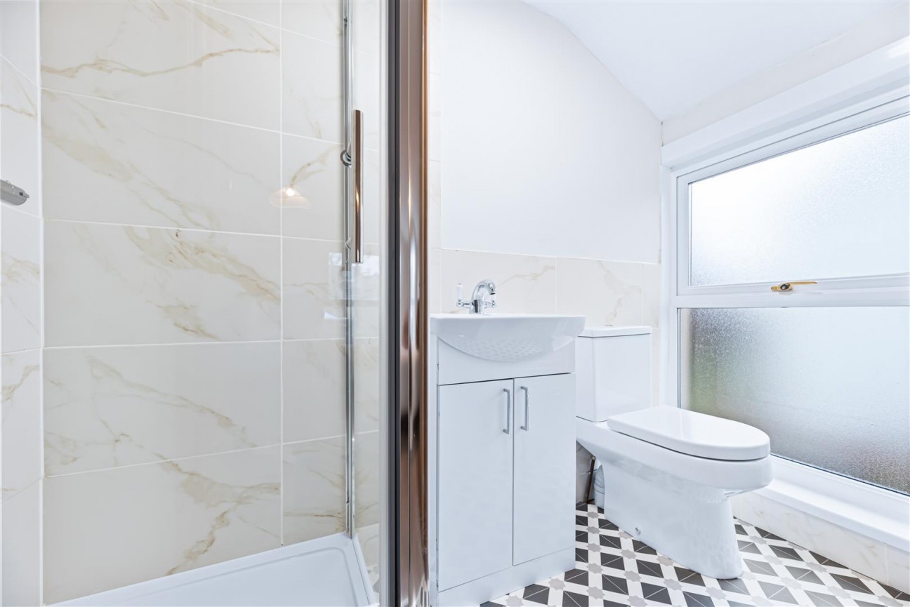 De La Beche Road, Sketty