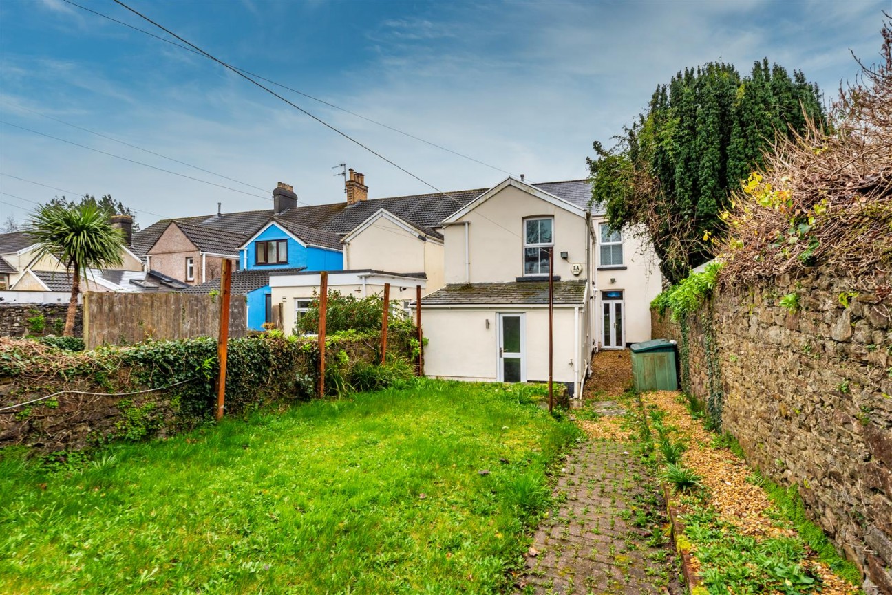 De La Beche Road, Sketty