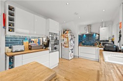 Heatherslade Close, Southgate, Swansea