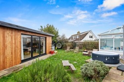 Heatherslade Close, Southgate, Swansea