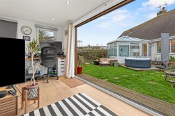 Heatherslade Close, Southgate, Swansea