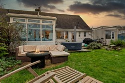 Heatherslade Close, Southgate, Swansea