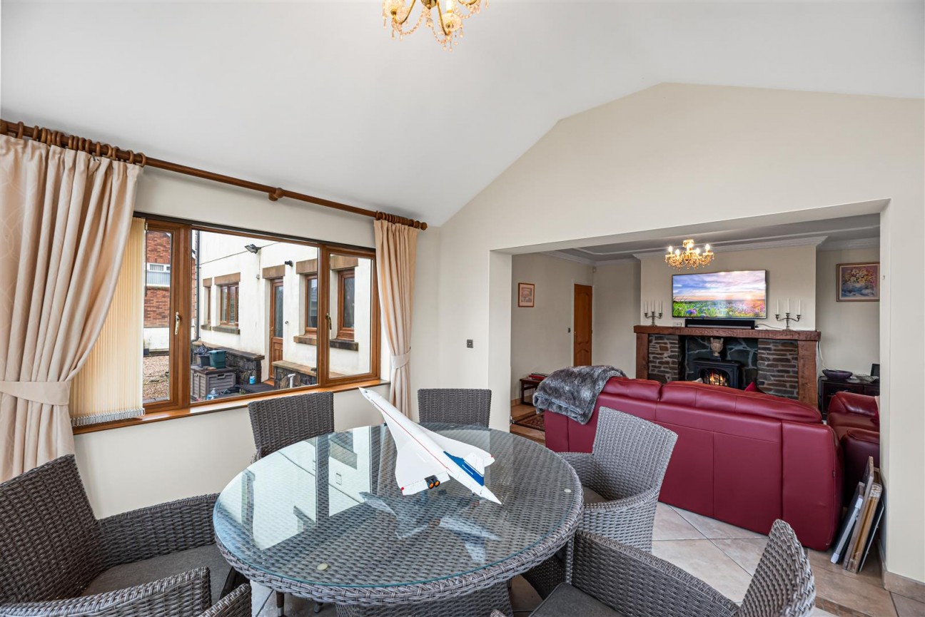 Heol Hen, Five Roads, Llanelli