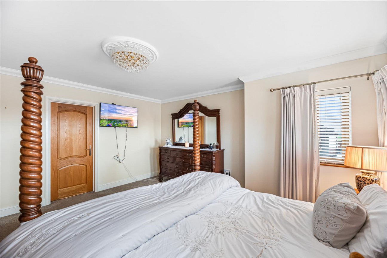 Heol Hen, Five Roads, Llanelli