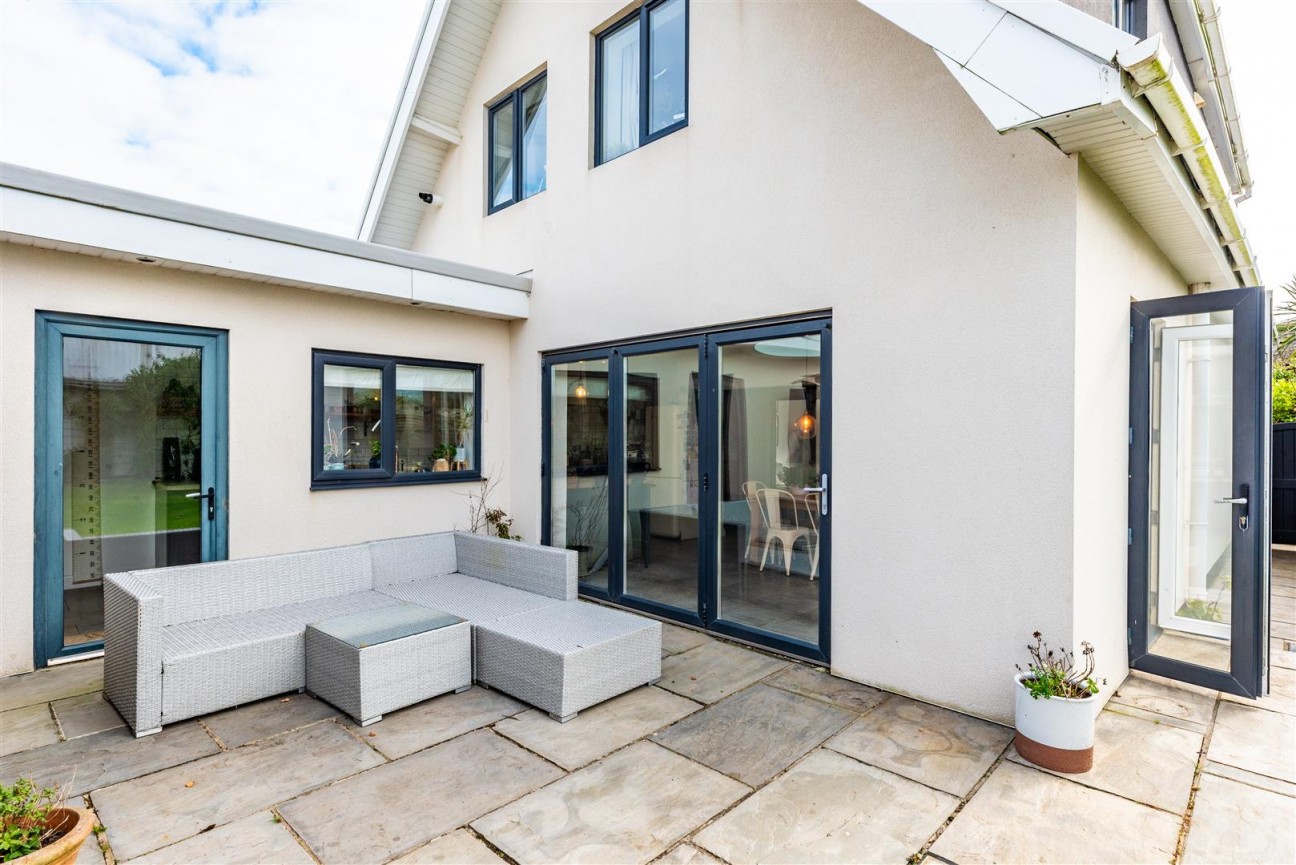 Deepslade Close, Southgate, Swansea