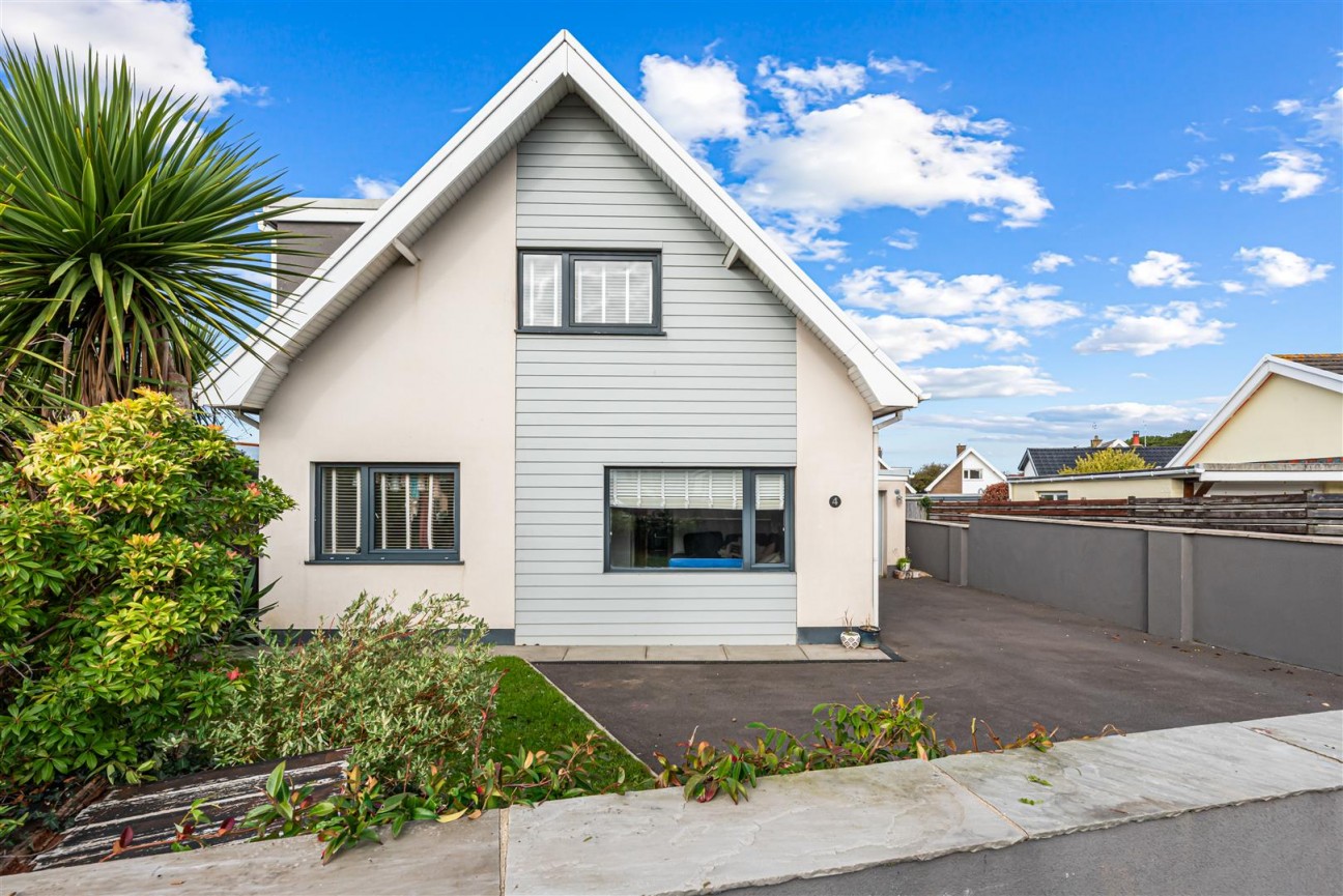 Deepslade Close, Southgate, Swansea