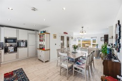 Bwlchygwynt, Llanelli