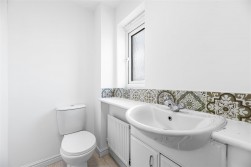 69 Llwyn TegFforestfachSwansea