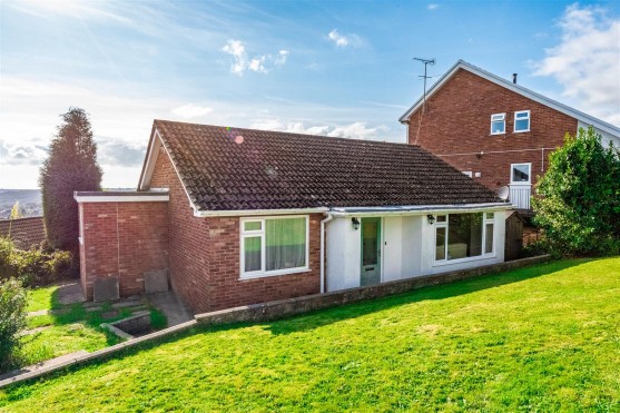 14 Brynmead CloseSkettySwansea