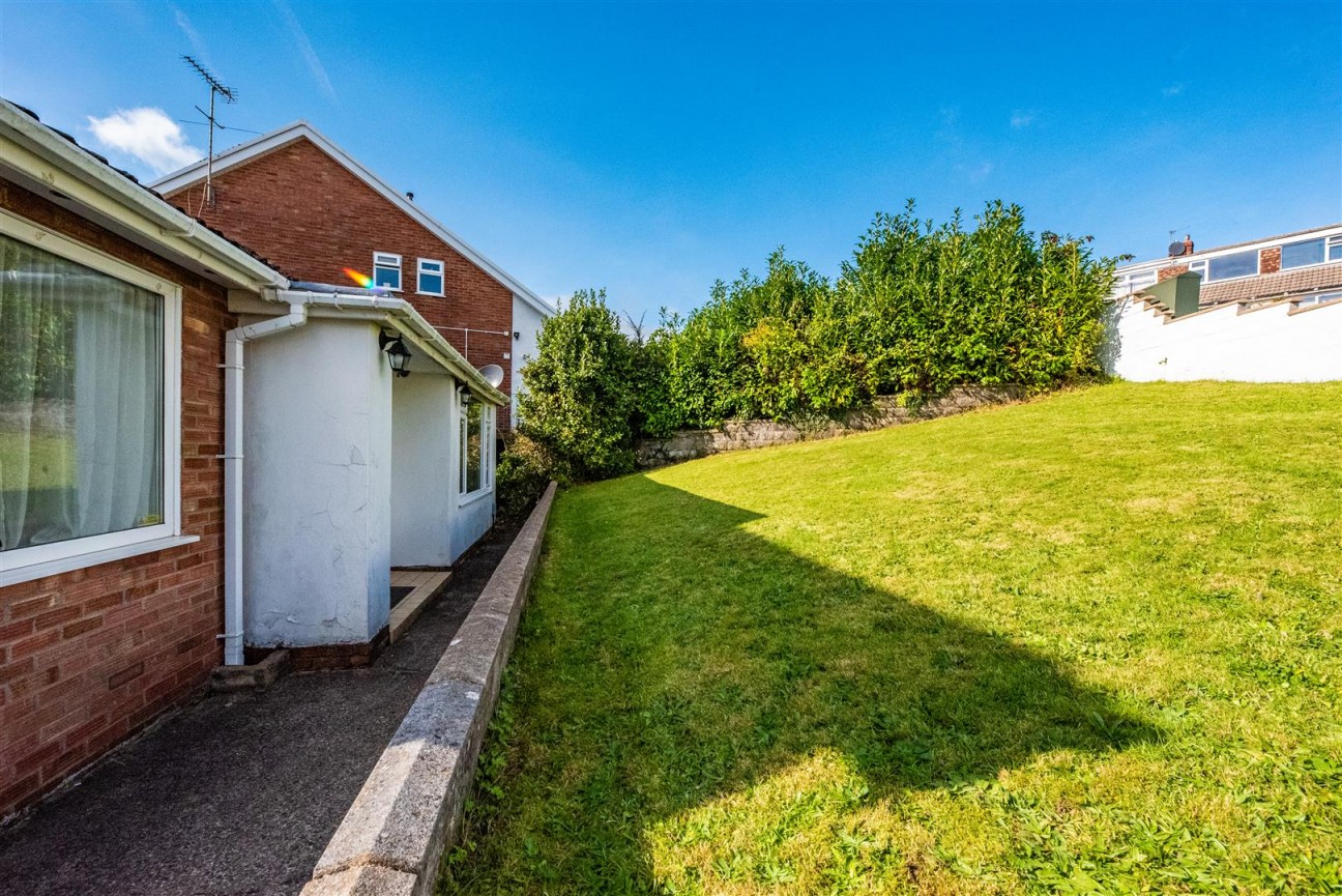 14 Brynmead CloseSkettySwansea