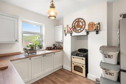 The Avenue, Pontypridd