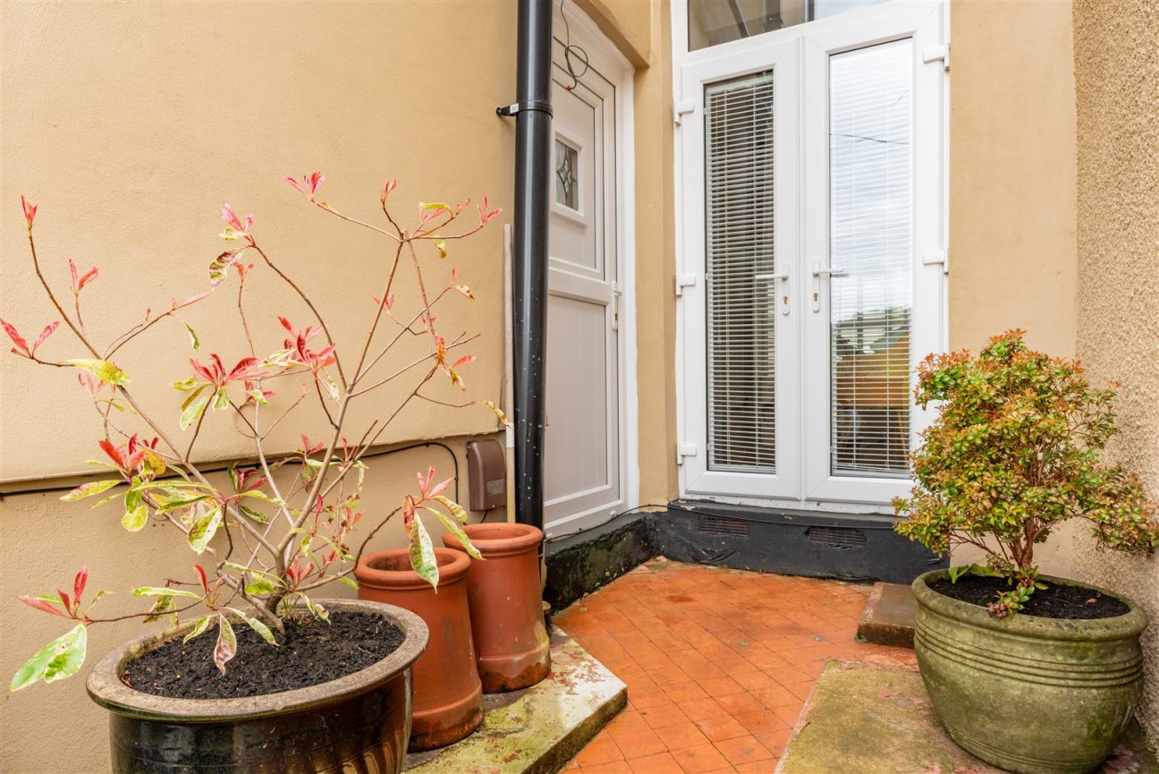 The Avenue, Pontypridd