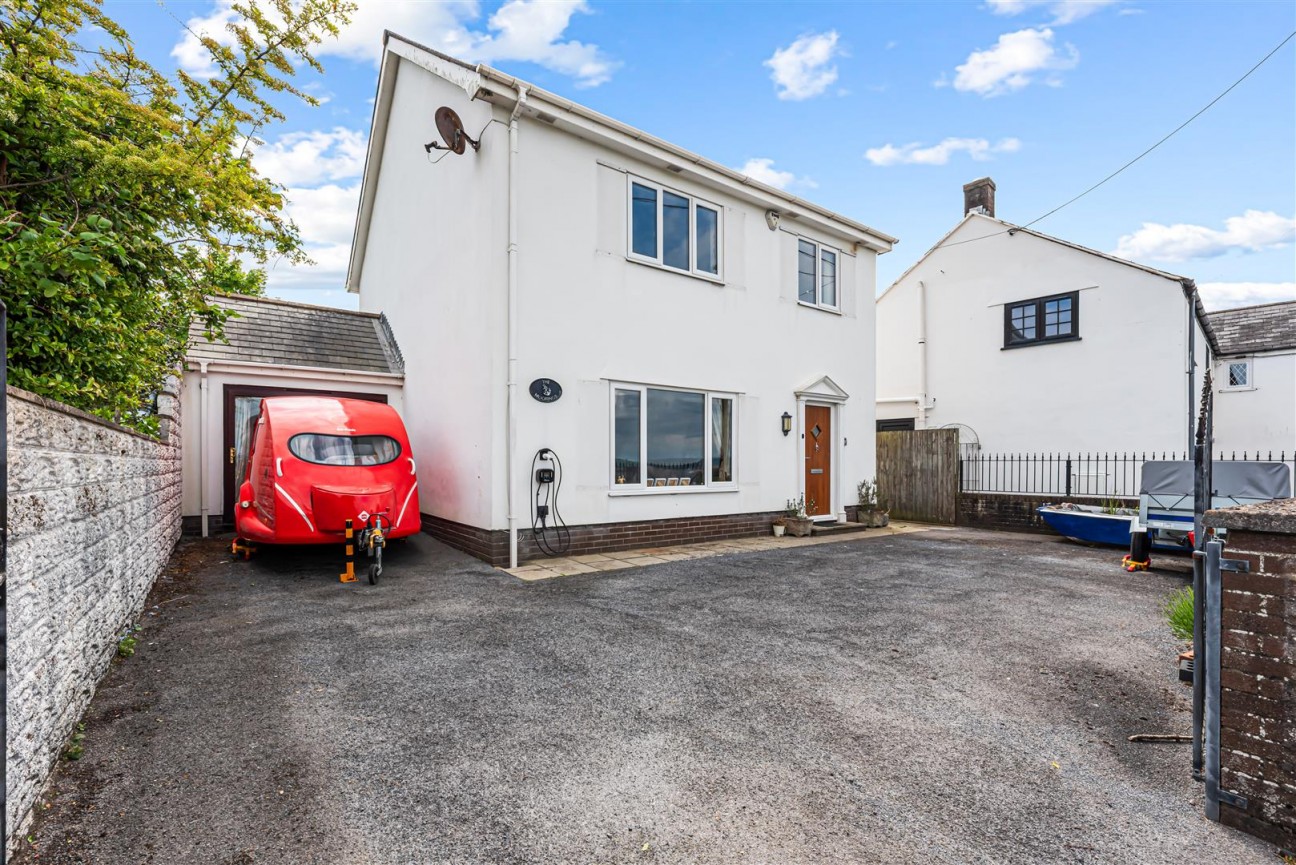 Beach Road, Penclawdd, Swansea