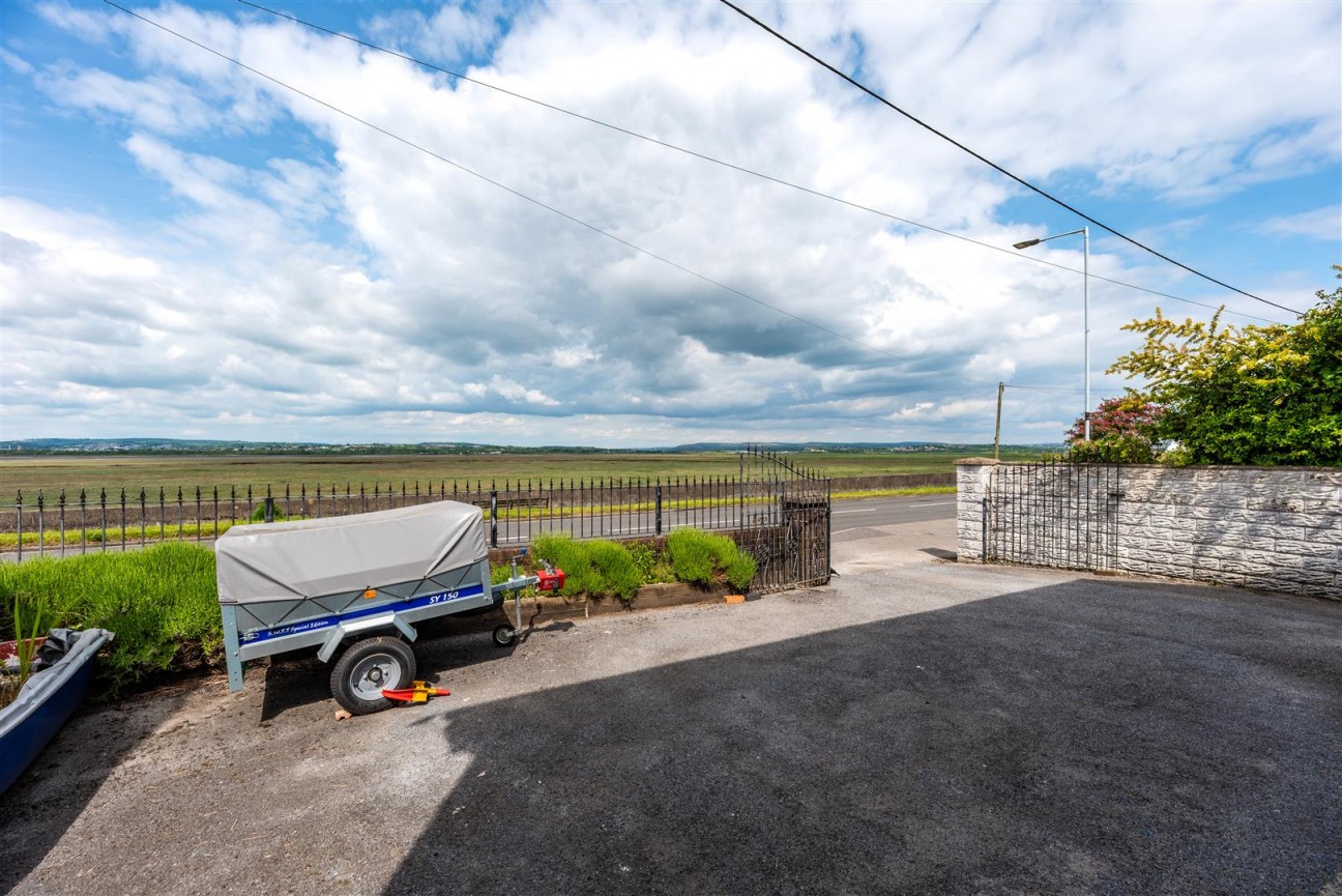Beach Road, Penclawdd, Swansea