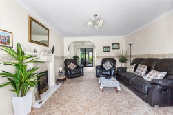 Ffordd Dryden, Killay, Swansea