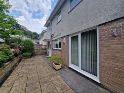 William Bowen Close, Gowerton, Swansea