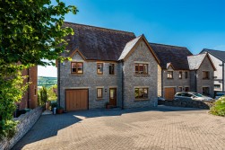 Bronallt Road, Hendy, Pontarddulais, Swansea