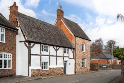 The White House, Quorn