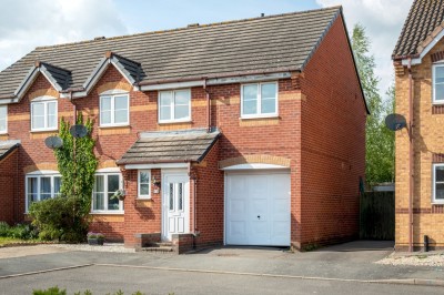 Thistle Bank, East Leake