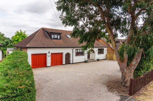 The Green, Long Whatton