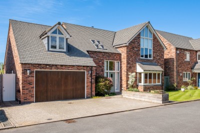 Orton Close, Carlton