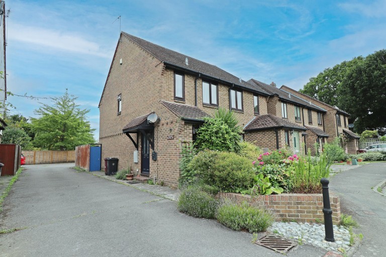 The Avenue, Hambrook, Chichester