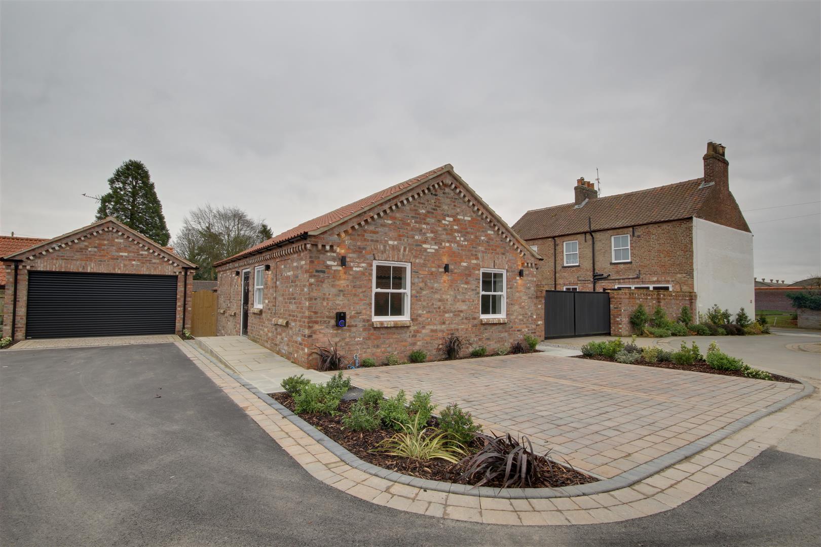 Greybeck Grove, Main Street, Wetwang