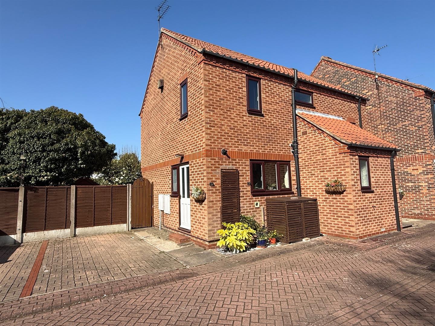 St. Martins Court, Lairgate, Beverley