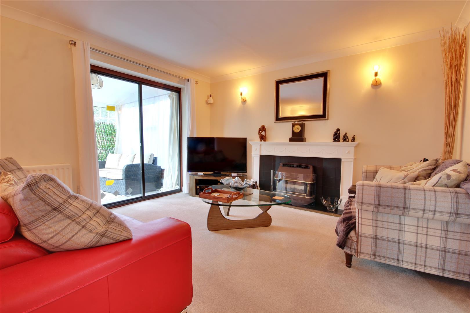 St. Martins Court, Lairgate, Beverley