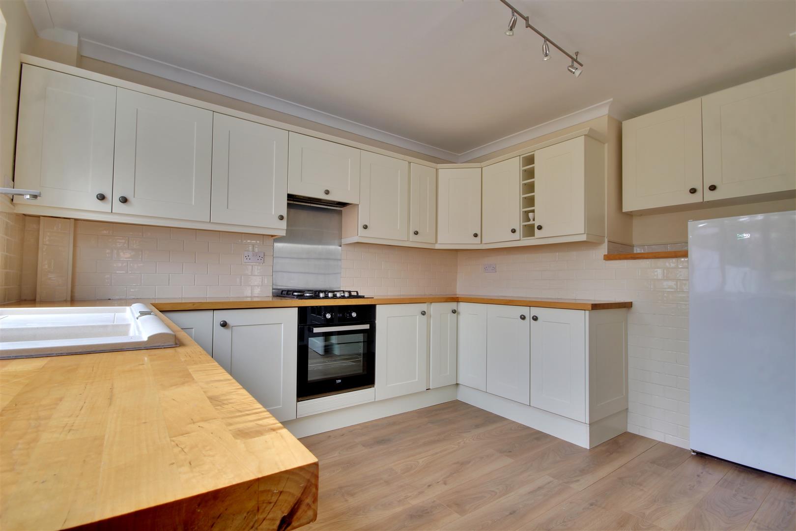 Nolloth Crescent, Beverley