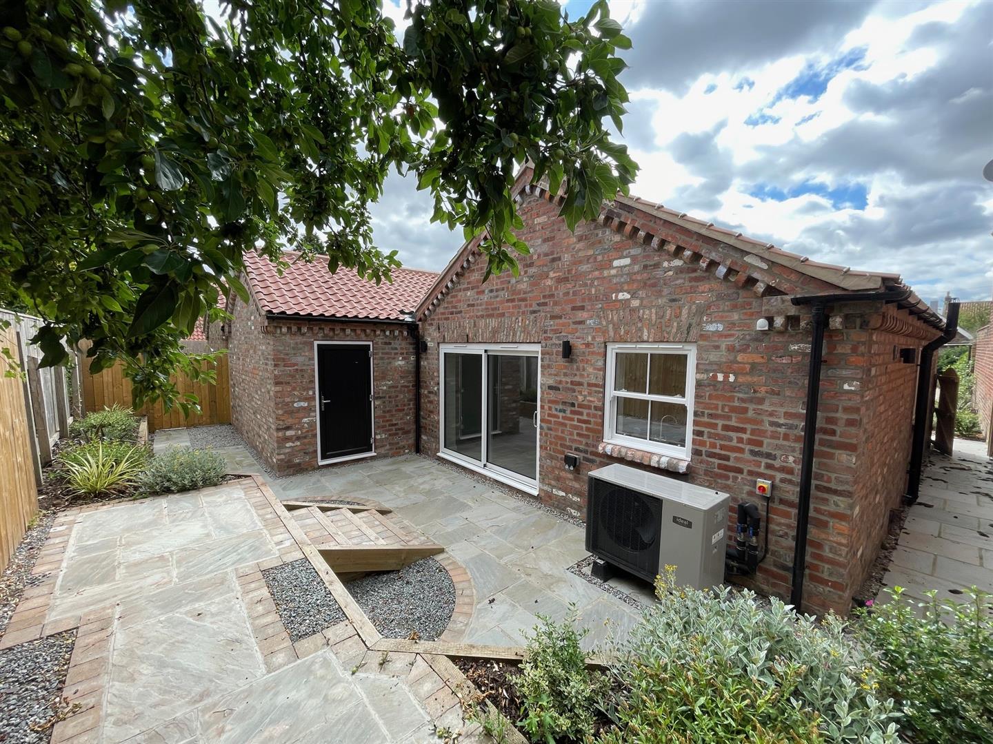 Greybeck Grove, Main Street, Wetwang