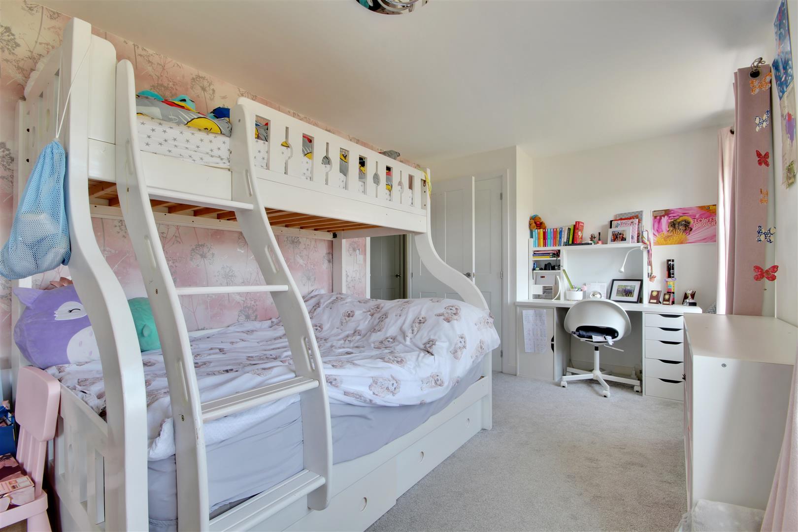 Tennison Walk, Hessle