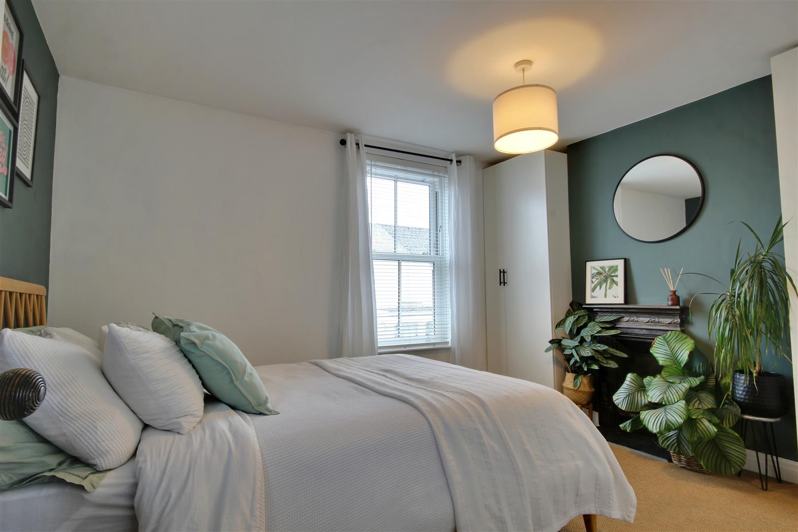 Norwood Far Grove, Beverley