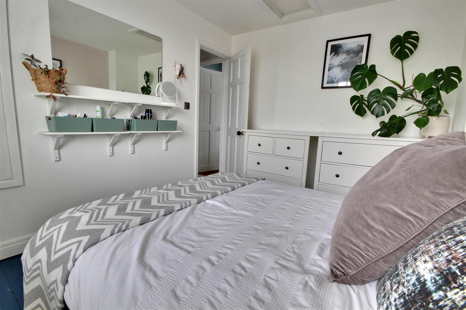 Norwood Far Grove, Beverley