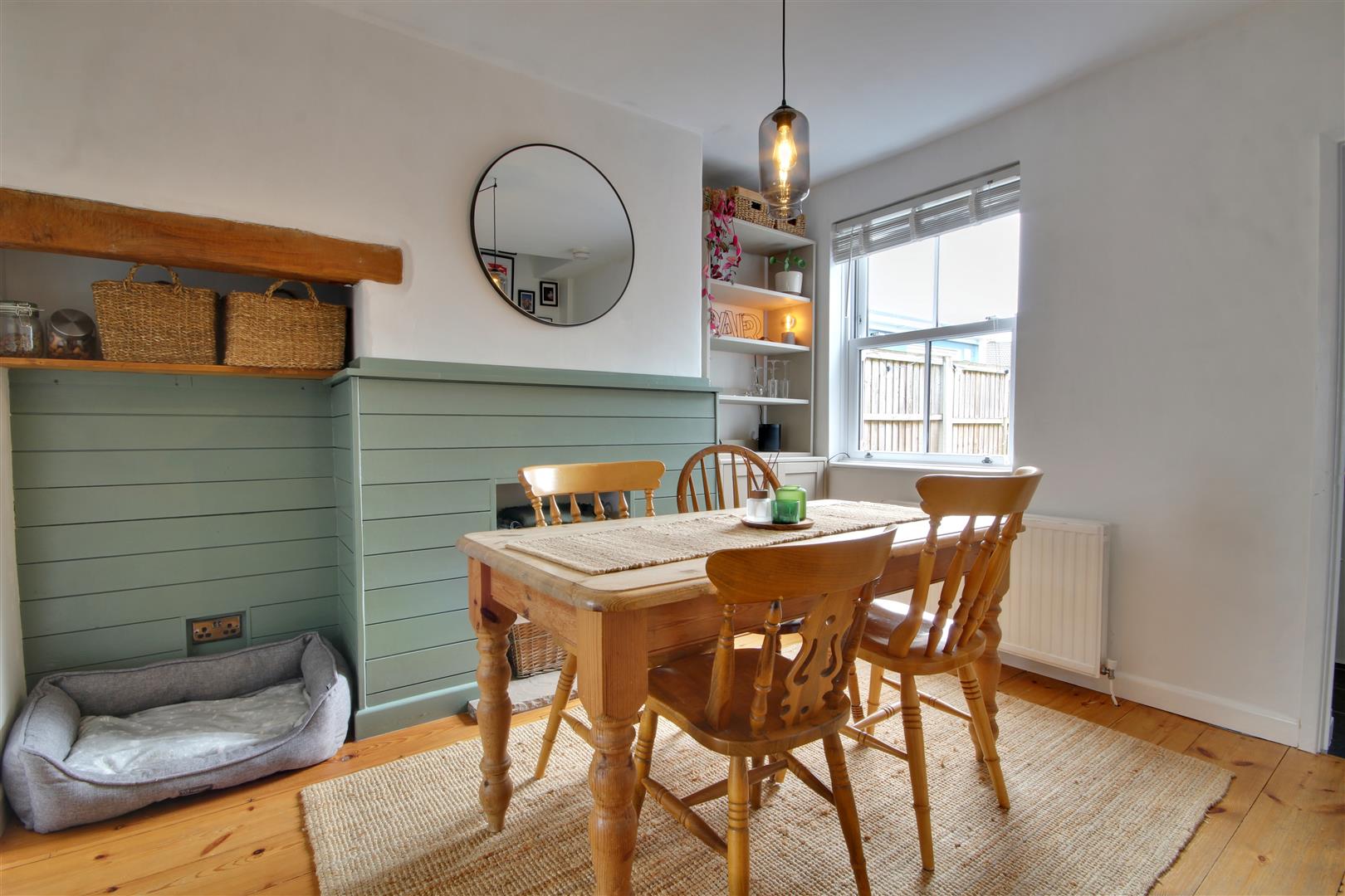 Norwood Far Grove, Beverley