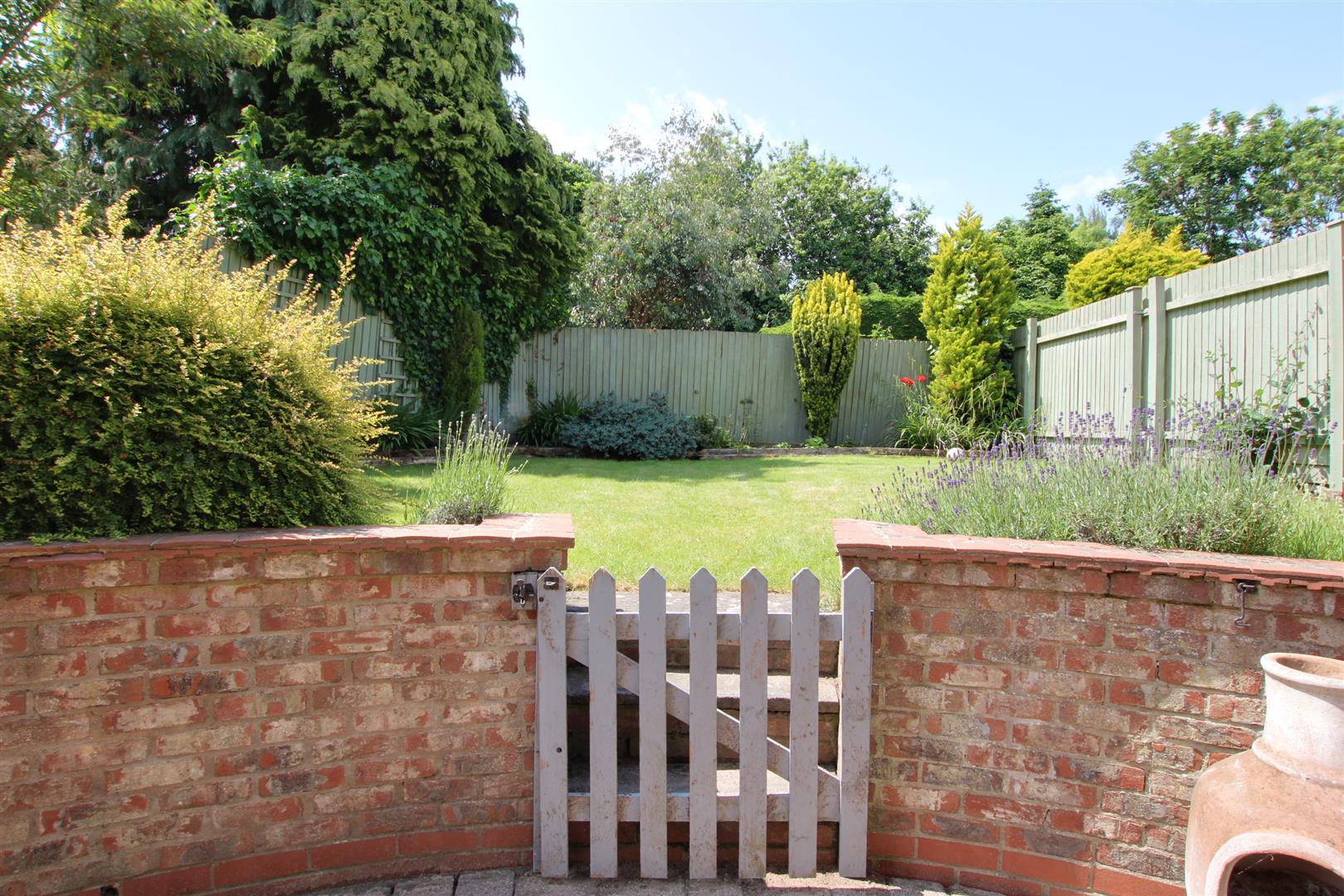 Manor Court, Westella