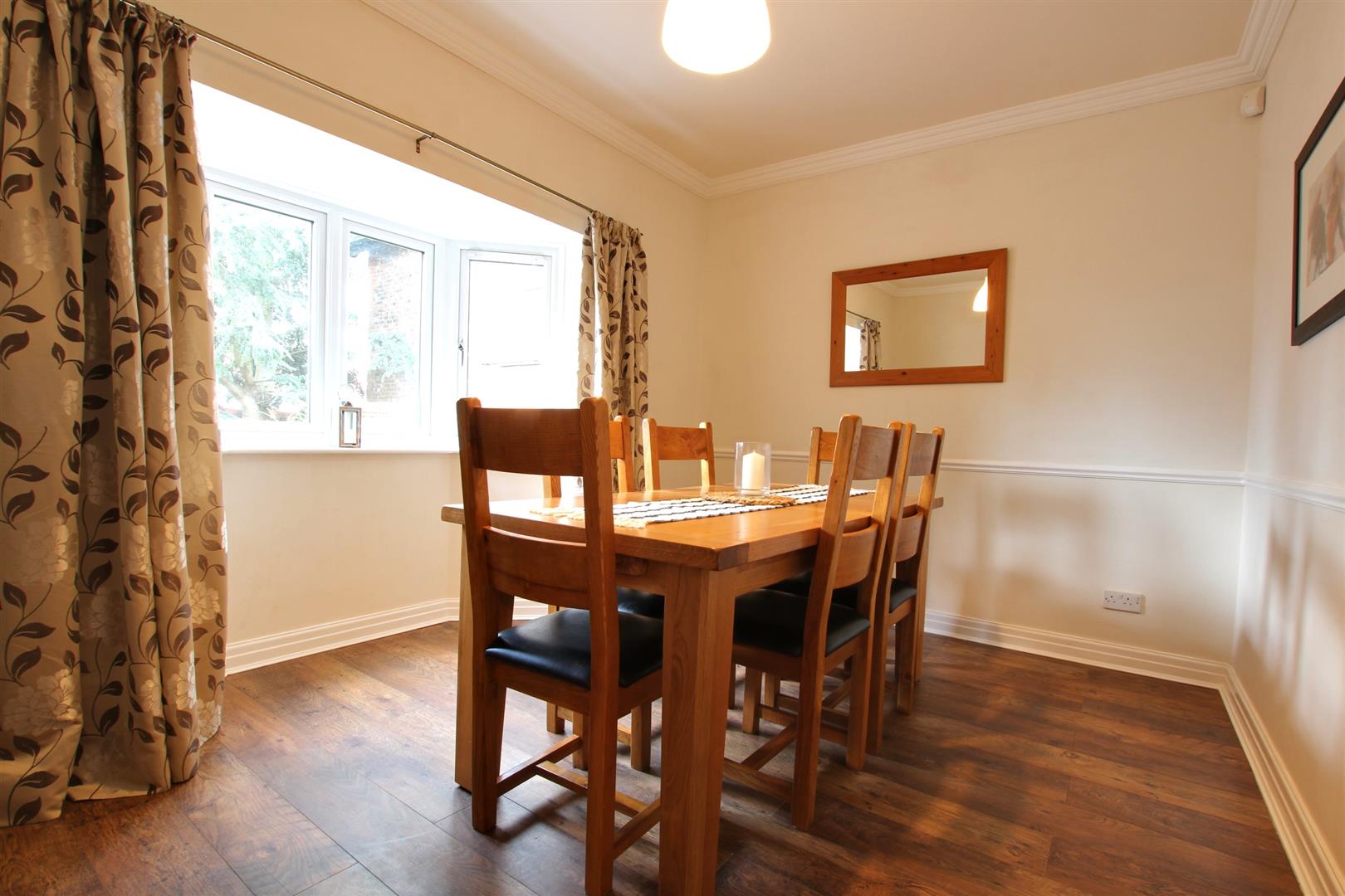 Manor Court, Westella