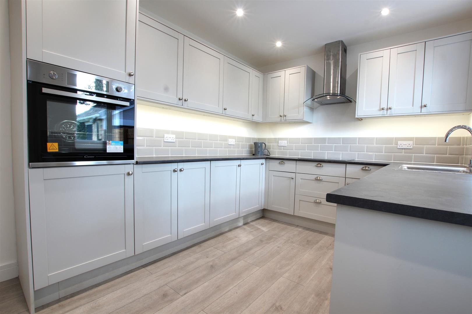 Queensbury Way, Swanland