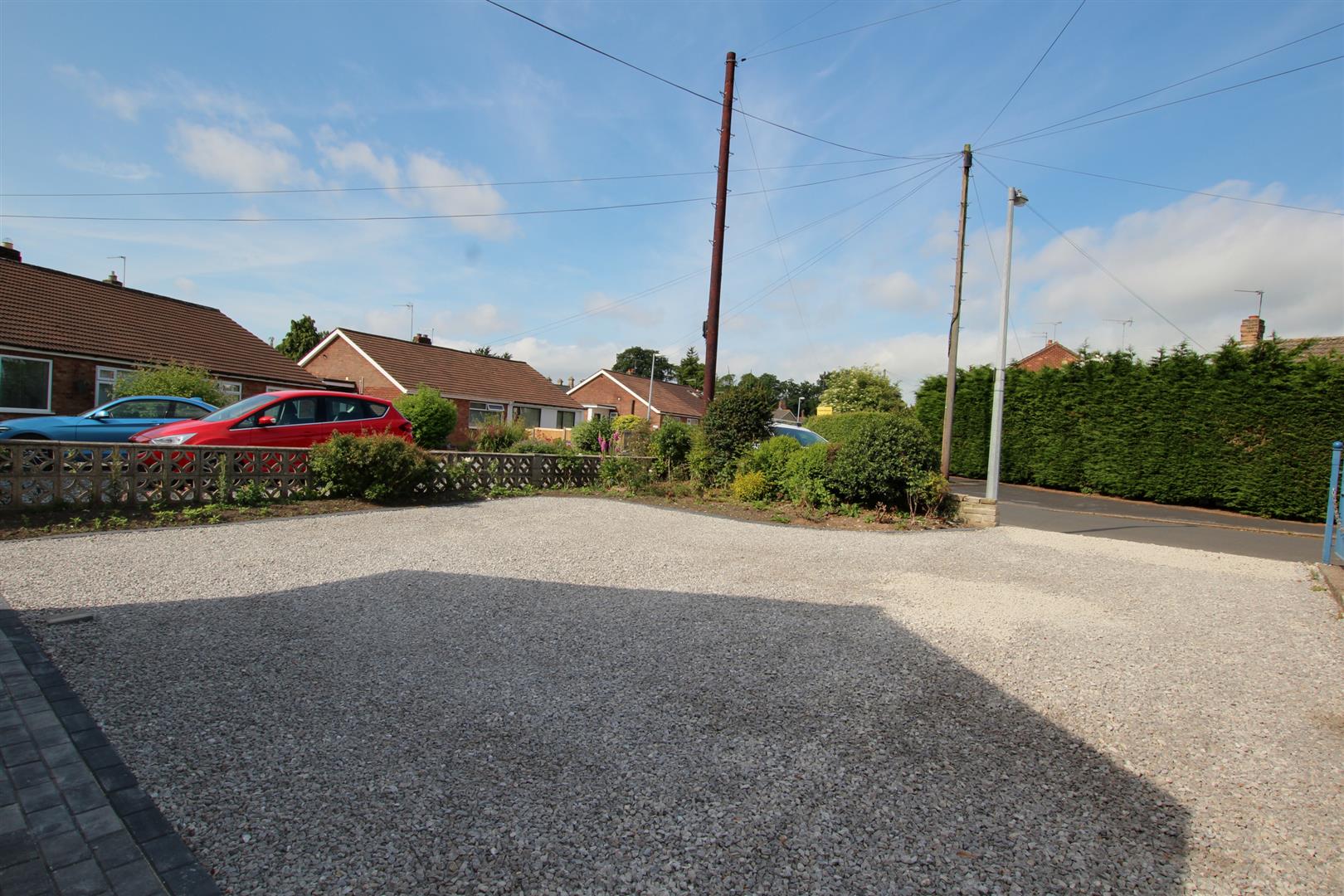 Queensbury Way, Swanland