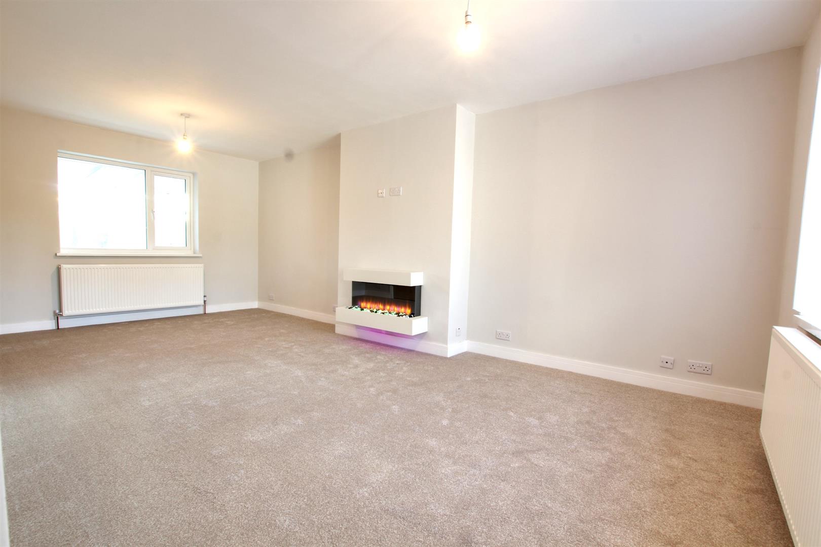 Queensbury Way, Swanland