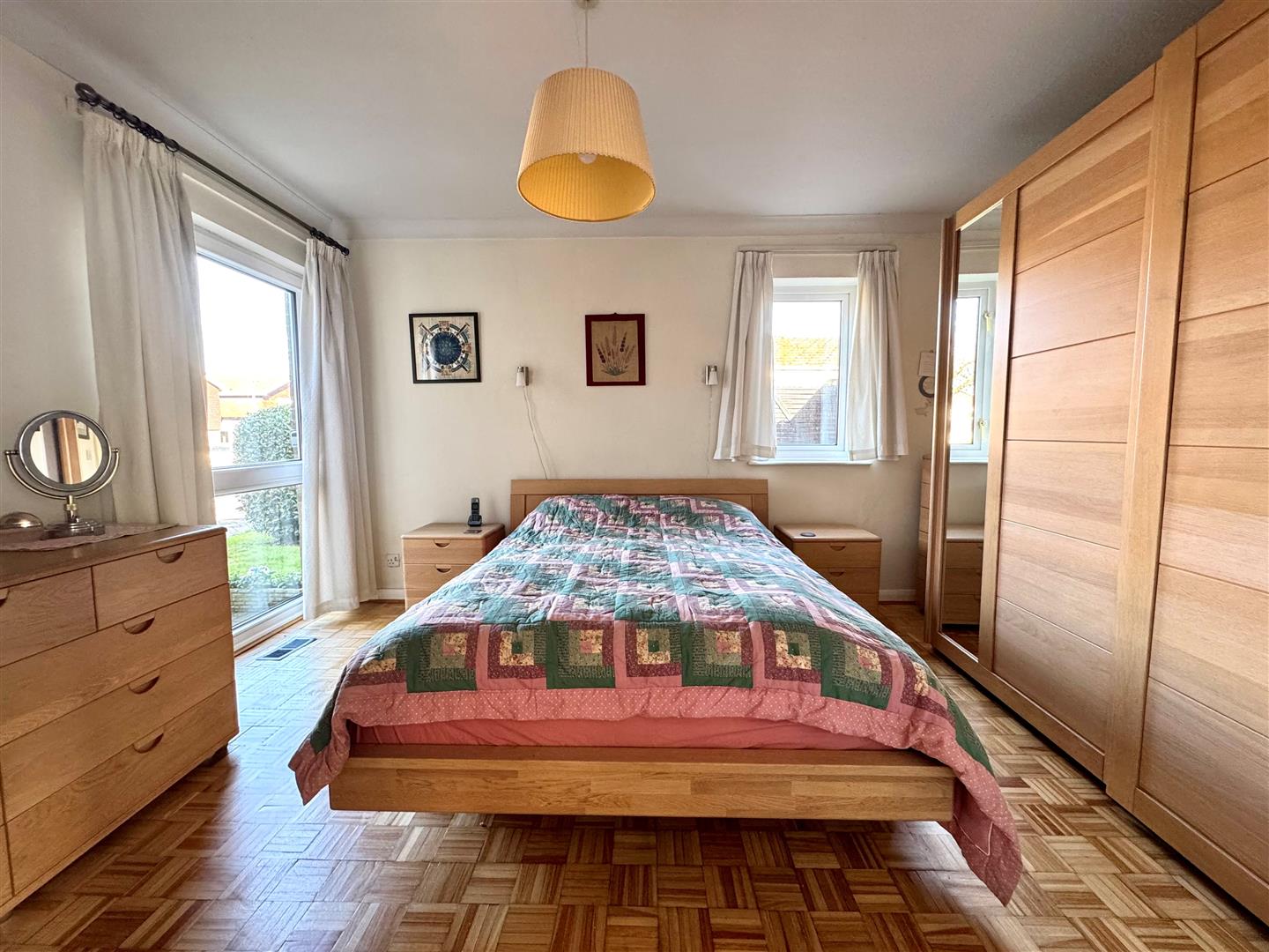 Priory Close, Swanland