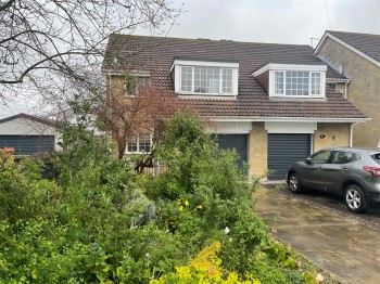 Mere Way, Swanland
