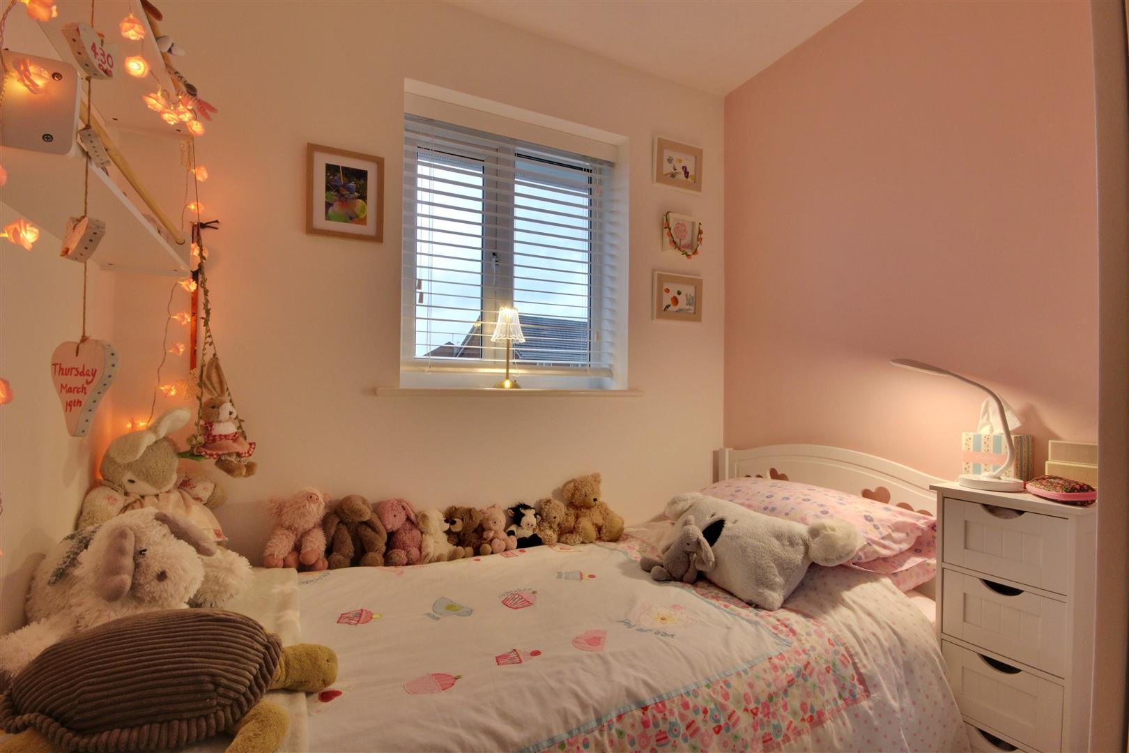 Inglefield Close, Beverley