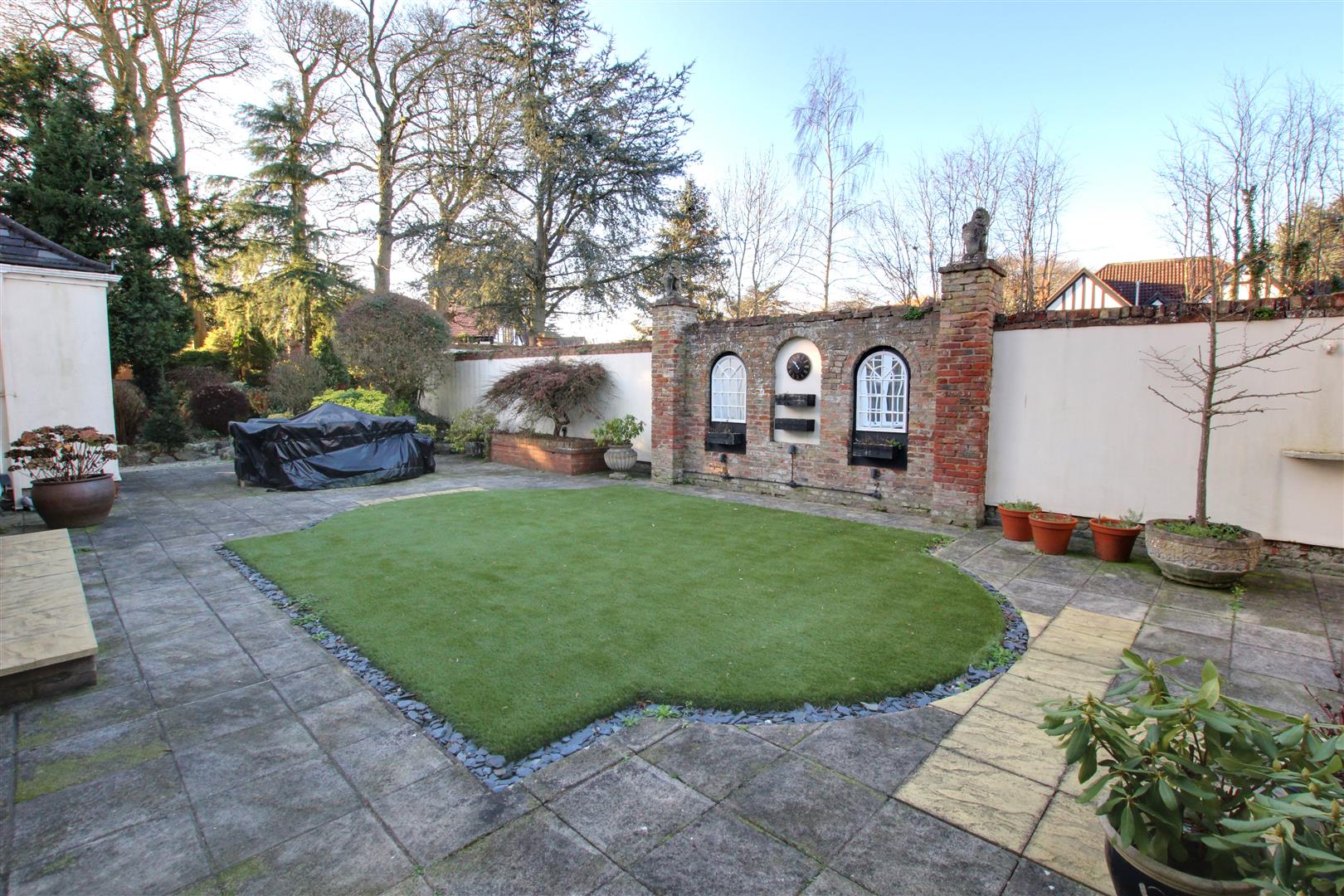 Swanland Hall, Tranby Lane, Swanland