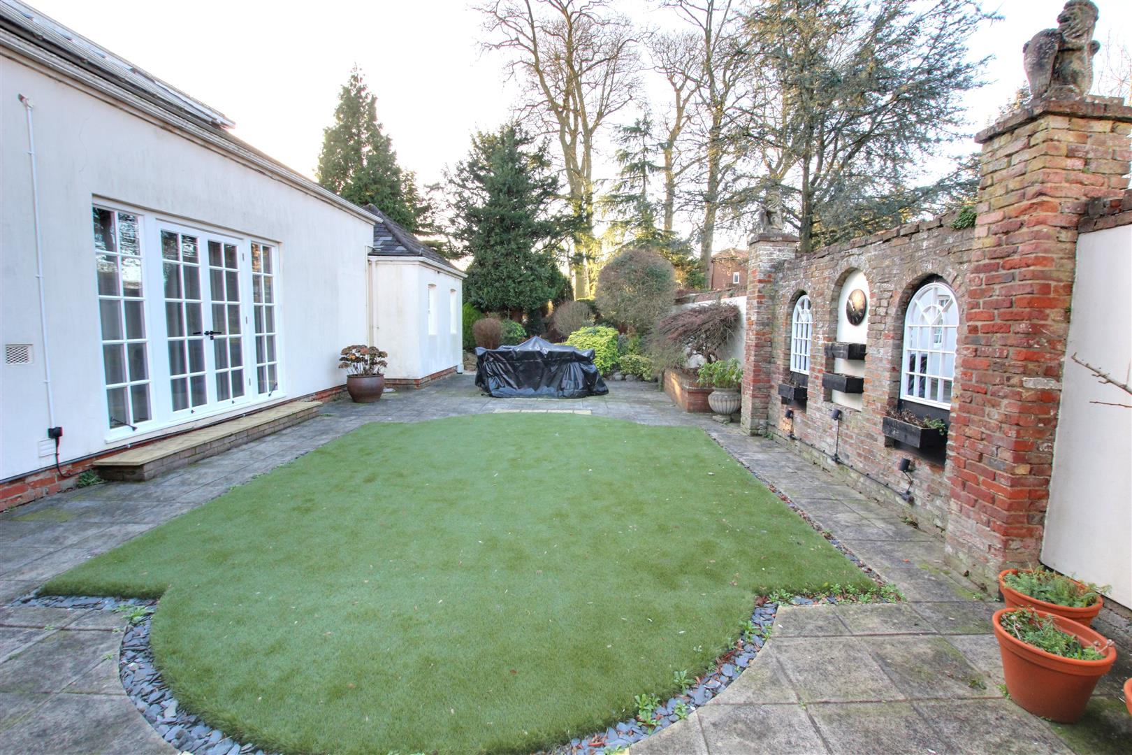 Swanland Hall, Tranby Lane, Swanland