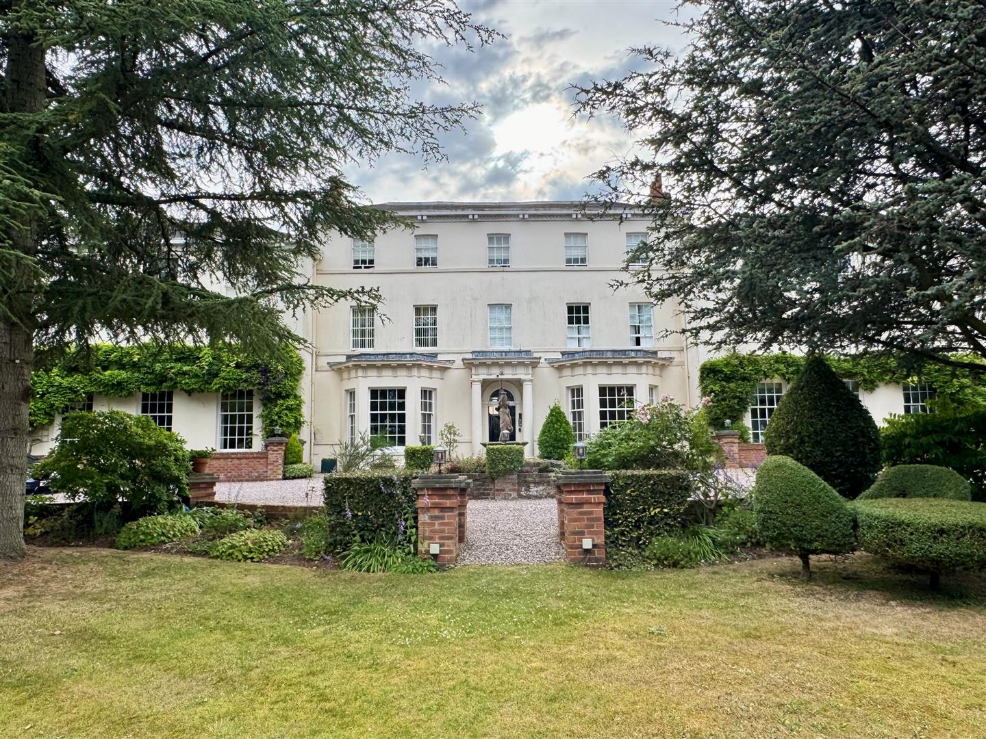 Swanland Hall, Tranby Lane, Swanland